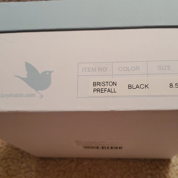 Boots - Picture 4 of 4